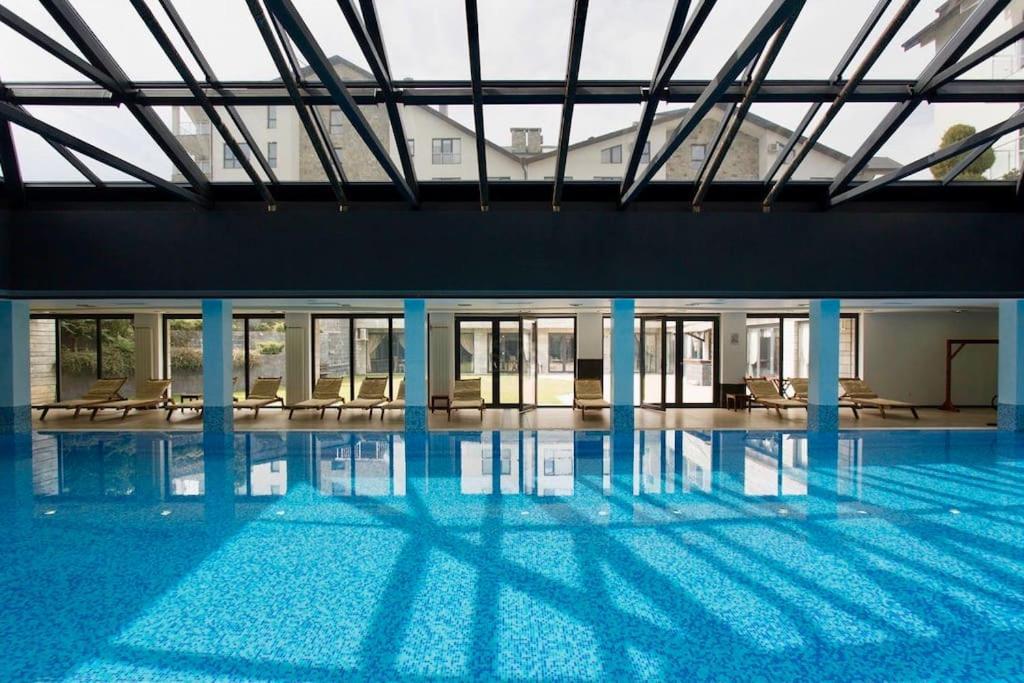 Luxury Penthouse With A Lavish Spa And 2 En-Suite Bedrooms Bansko Bagian luar foto