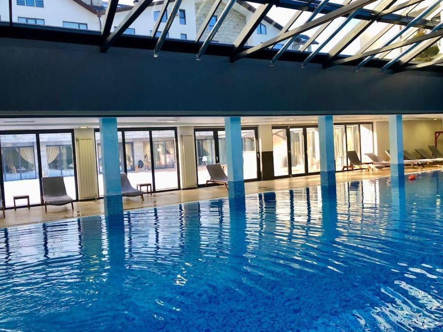Luxury Penthouse With A Lavish Spa And 2 En-Suite Bedrooms Bansko Bagian luar foto